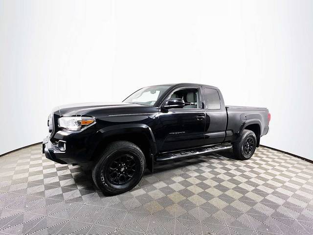 2021 Toyota Tacoma SR5 4WD photo