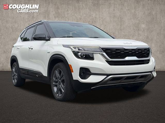 2022 Kia Seltos S AWD photo