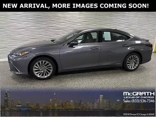 2021 Lexus ES ES 300h Luxury FWD photo