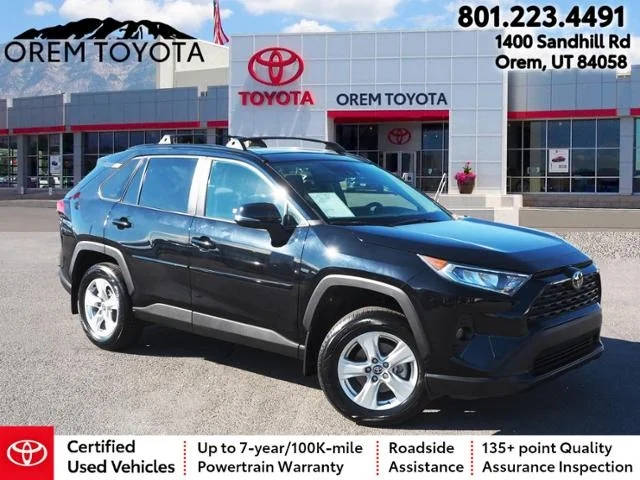 2021 Toyota RAV4 XLE AWD photo