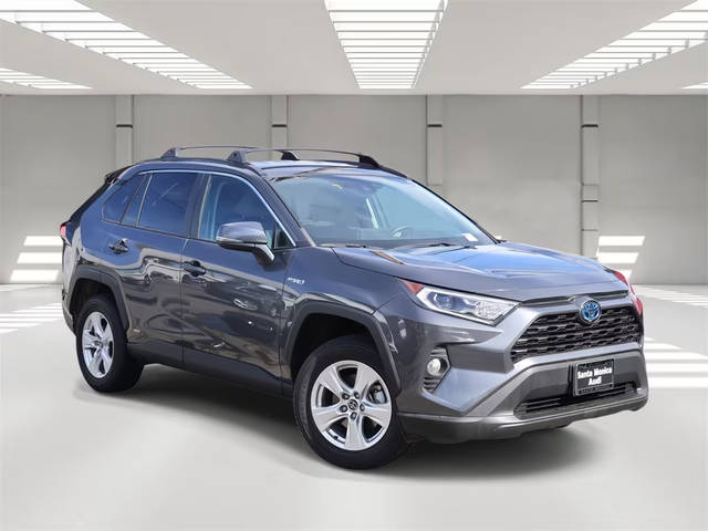 2021 Toyota RAV4 Hybrid XLE AWD photo