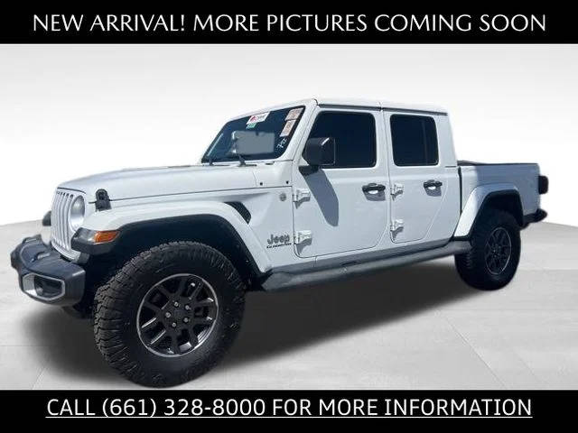 2021 Jeep Gladiator Overland 4WD photo