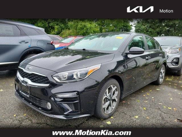 2021 Kia Forte LXS FWD photo