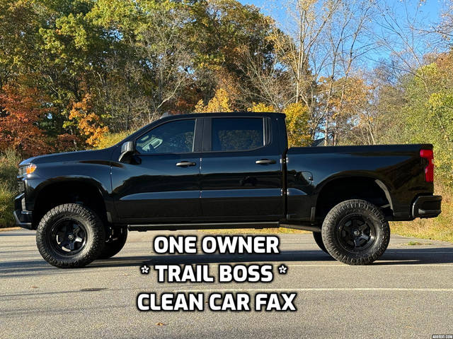 2021 Chevrolet Silverado 1500 Custom Trail Boss 4WD photo