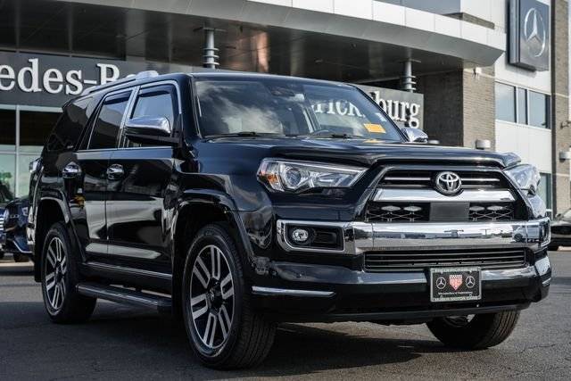 2021 Toyota 4Runner Limited 4WD photo