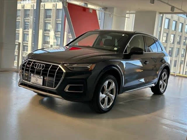 2021 Audi Q5 Premium Plus AWD photo