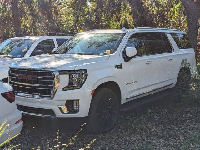 2021 GMC Yukon XL SLT 4WD photo