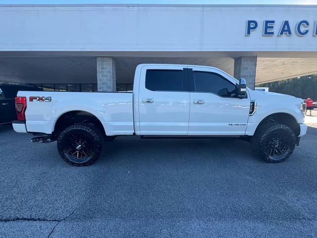 2021 Ford F-350 Super Duty Platinum 4WD photo