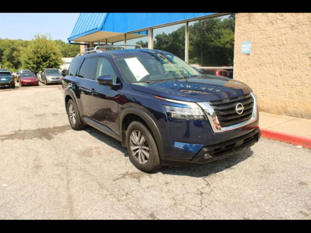 2022 Nissan Pathfinder SL FWD photo