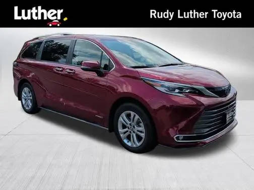 2021 Toyota Sienna Platinum AWD photo