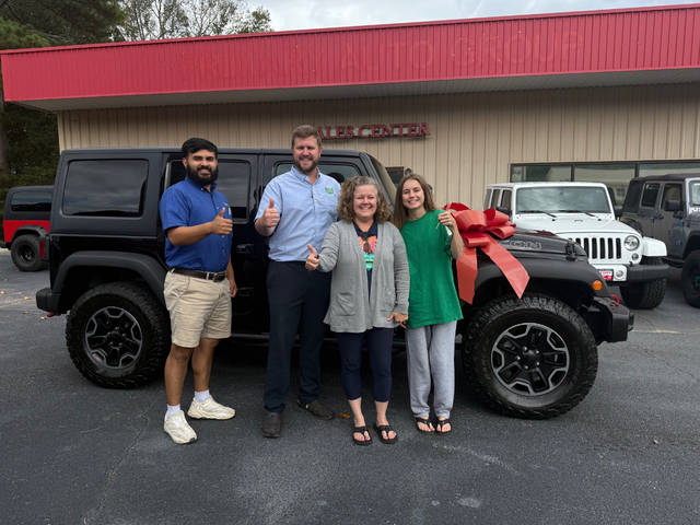 2016 Jeep Wrangler Unlimited Rubicon Hard Rock 4WD photo