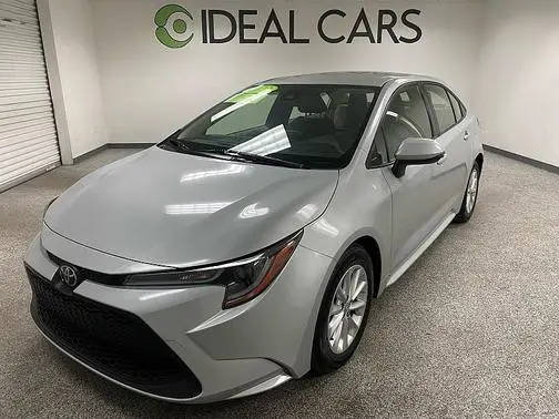 2022 Toyota Corolla LE FWD photo