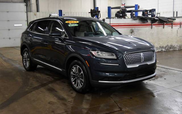 2021 Lincoln Nautilus Reserve AWD photo