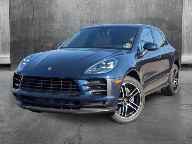 2021 Porsche Macan  AWD photo