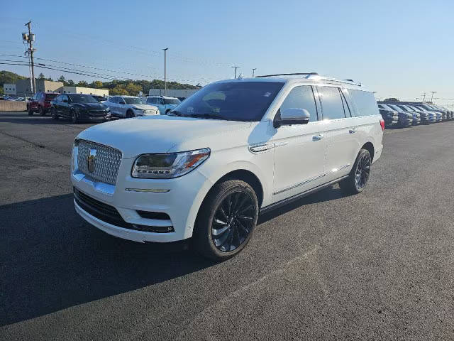 2020 Lincoln Navigator L Reserve 4WD photo