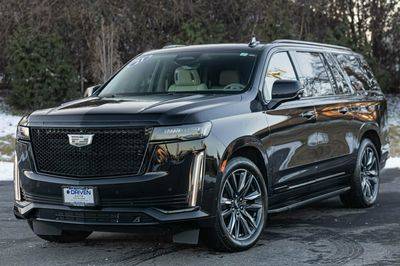 2021 Cadillac Escalade ESV Sport Platinum 4WD photo