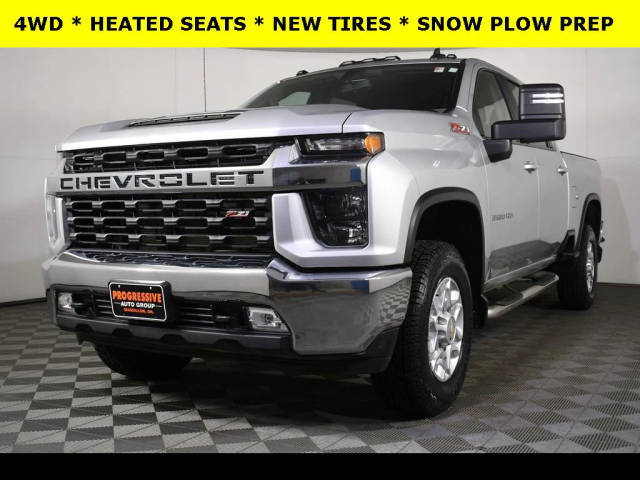 2022 Chevrolet Silverado 3500HD LT 4WD photo