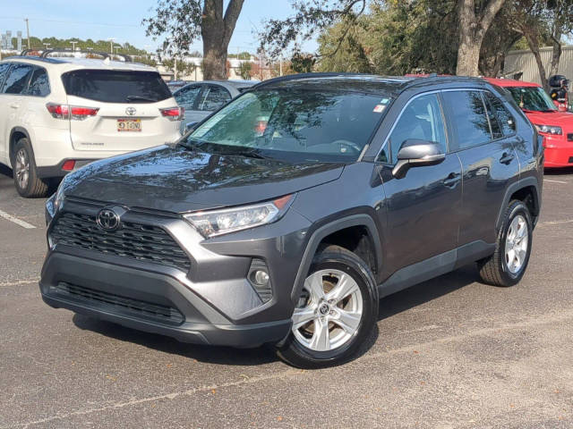 2021 Toyota RAV4 XLE FWD photo