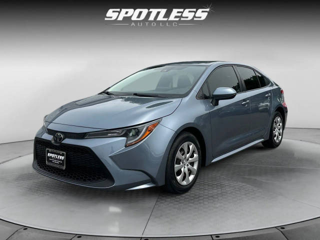 2022 Toyota Corolla LE FWD photo
