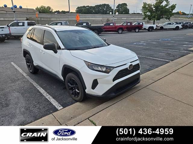 2021 Toyota RAV4 LE FWD photo