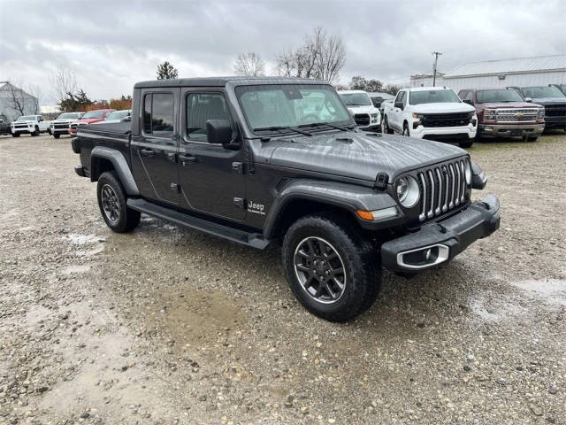 2021 Jeep Gladiator Overland 4WD photo