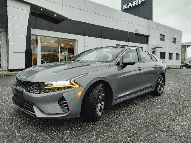 2022 Kia K5 EX FWD photo