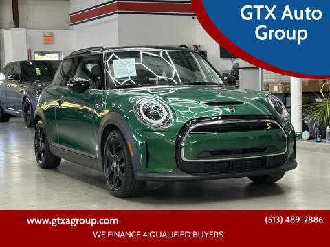 2022 MINI Hardtop 2 Door Cooper SE FWD photo
