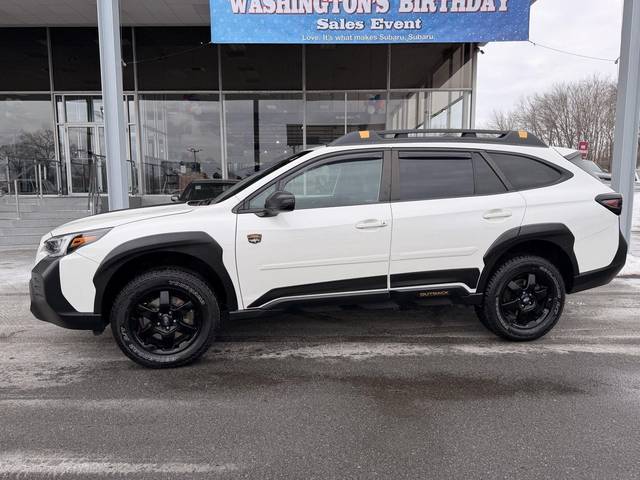 2022 Subaru Outback Wilderness AWD photo
