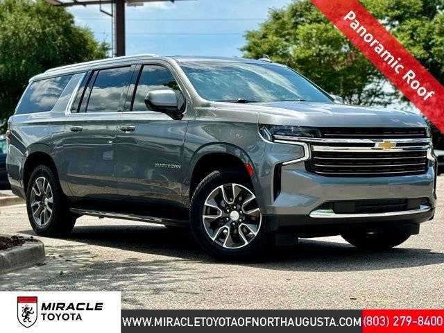 2021 Chevrolet Suburban LT 4WD photo