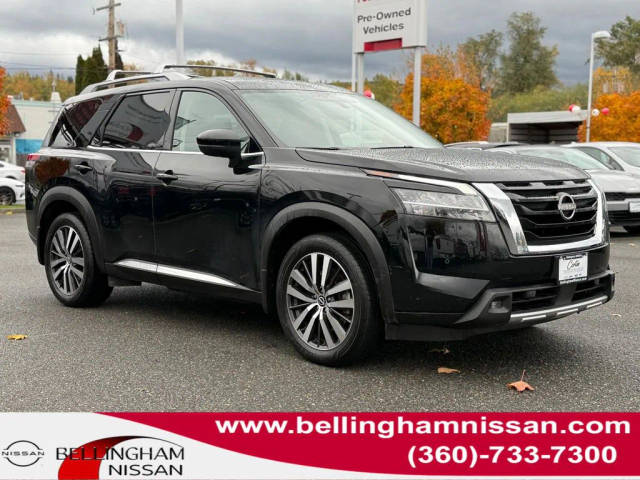 2022 Nissan Pathfinder Platinum 4WD photo