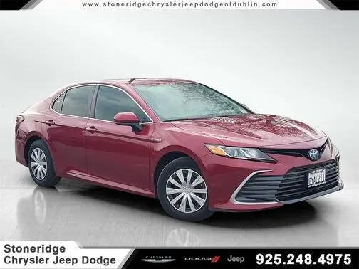2021 Toyota Camry Hybrid LE FWD photo