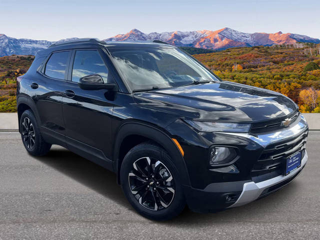 2022 Chevrolet TrailBlazer LT FWD photo