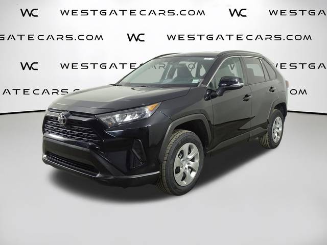 2021 Toyota RAV4 LE FWD photo