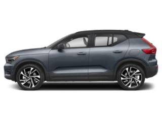 2022 Volvo XC40 R-Design FWD photo