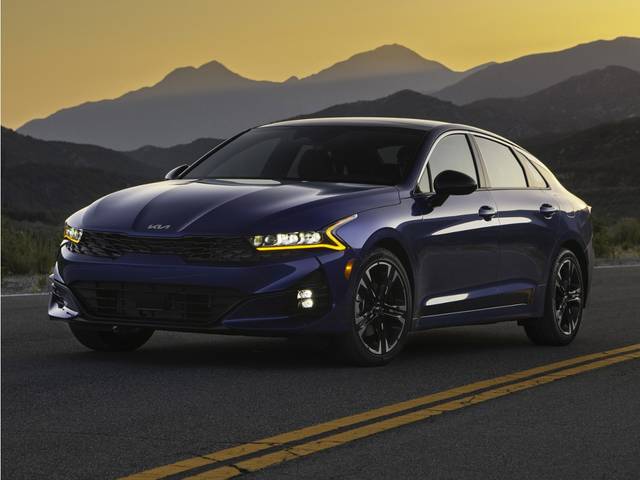 2022 Kia K5 LX FWD photo