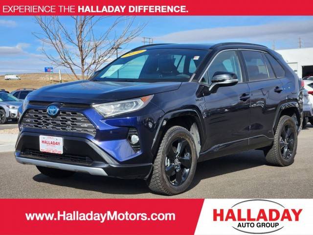 2021 Toyota RAV4 Hybrid XSE AWD photo