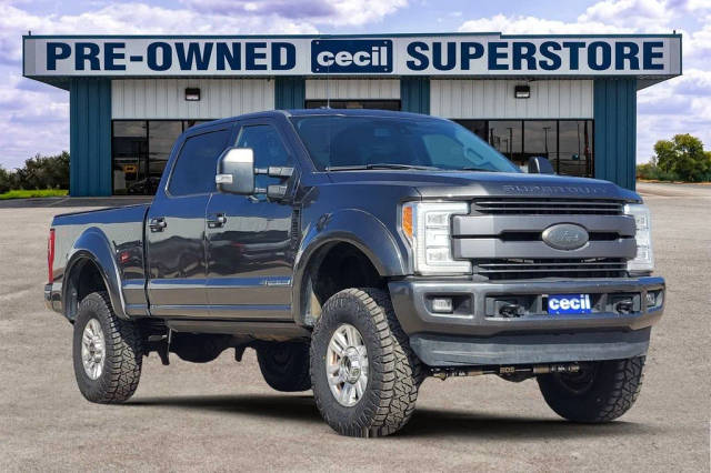 2017 Ford Lariat 4WD photo