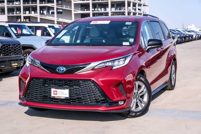 2021 Toyota Sienna XSE AWD photo