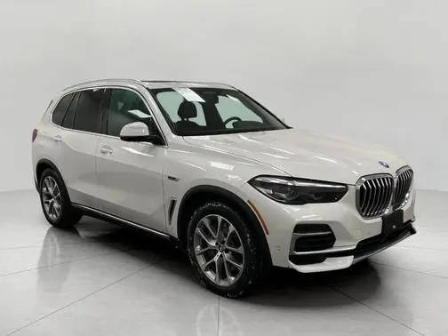 2022 BMW X5 xDrive45e AWD photo