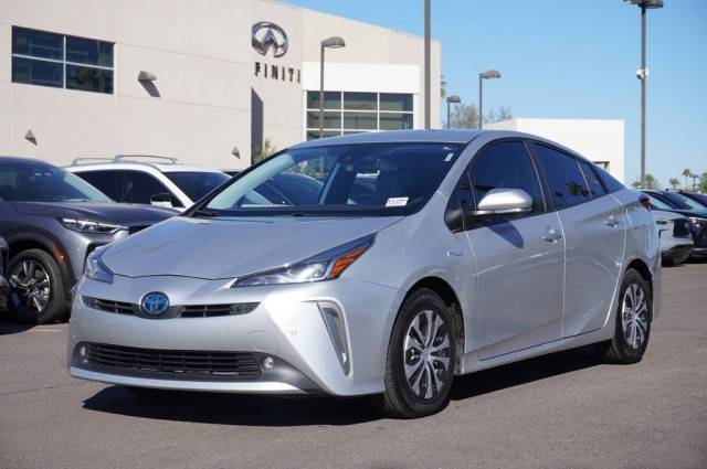 2022 Toyota Prius LE AWD photo