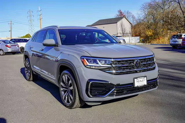 2021 Volkswagen Atlas Cross Sport 3.6L V6 SEL Premium R-Line AWD photo