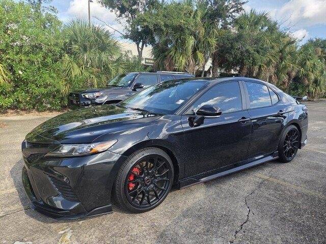 2021 Toyota Camry XSE V6 FWD photo