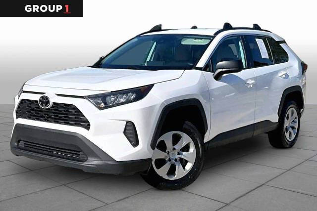 2021 Toyota RAV4 LE AWD photo