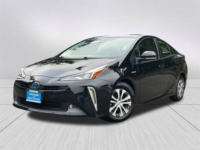 2022 Toyota Prius XLE AWD photo