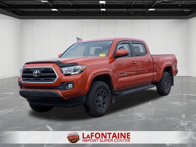 2017 Toyota Tacoma SR5 4WD photo