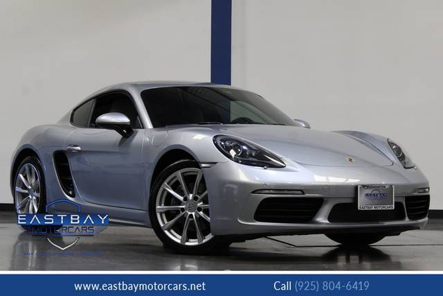 2018 Porsche Cayman RWD photo