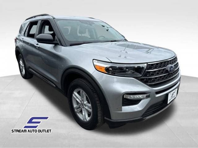 2021 Ford Explorer XLT 4WD photo