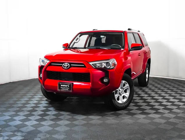 2021 Toyota 4Runner SR5 RWD photo