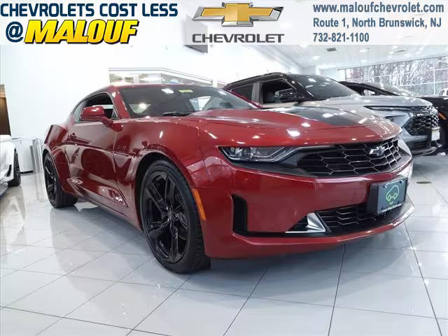 2021 Chevrolet Camaro LT1 RWD photo