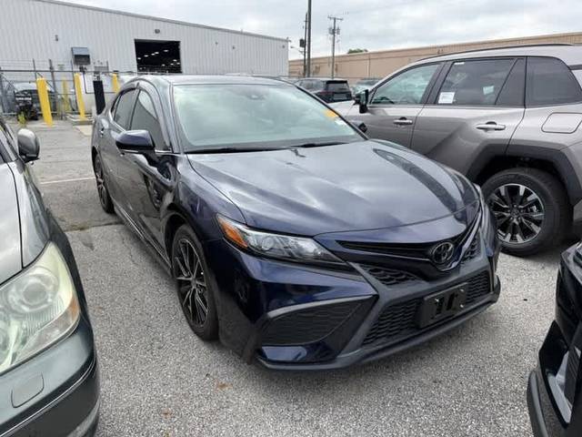 2021 Toyota Camry SE FWD photo